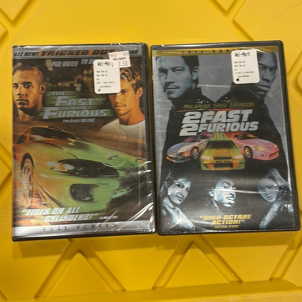 NWT- The Fast And The Furious AND 2 Fast 2 Furious 🚙Bundle and save🚙